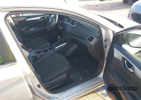 2017 Nissan Sentra S z USA, uszkodzony, nr VIN 3N1AB7AP0HY207253